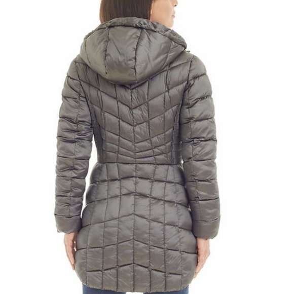 2X HOST PICK!!! Bernardo Ladies' Quilted Jacket - Picture 6 of 7